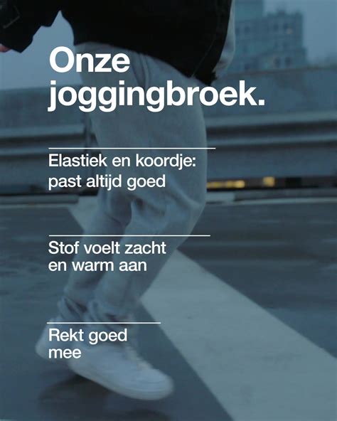 Onze joggingbroek is zo’n broek waar je het liefst hele  .